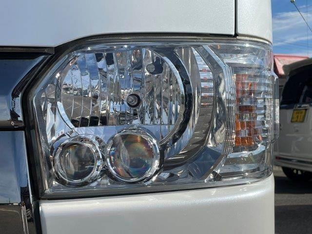ハイエースバン スーパーＧＬ　ダークプライム　両側パワースライドドア　４ＷＤ　禁煙車　ＳＤナビ　Ｂｌｕｅｔｏｏｔｈ　バックカメラ　フルセグＴＶ　ＬＥＤヘッドライト　スマートキー　ハーフレザーシート　盗難防止装置　電動格納ミラー　ＥＴＣ（27枚目）