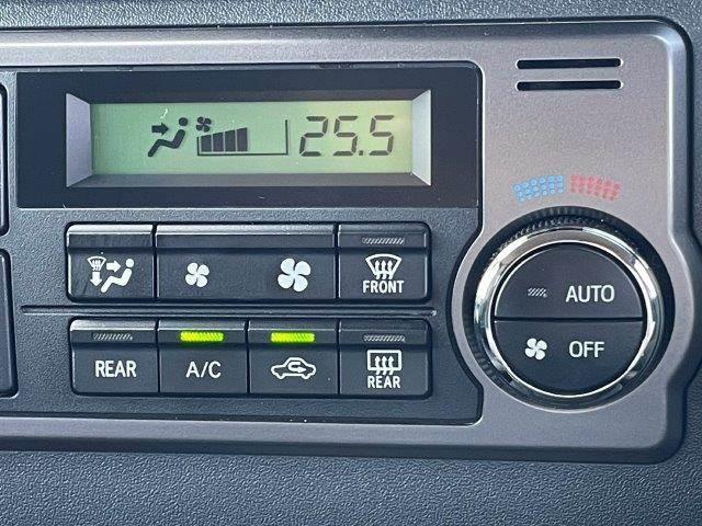 ハイエースバン スーパーＧＬ　ダークプライム　両側パワースライドドア　４ＷＤ　禁煙車　ＳＤナビ　Ｂｌｕｅｔｏｏｔｈ　バックカメラ　フルセグＴＶ　ＬＥＤヘッドライト　スマートキー　ハーフレザーシート　盗難防止装置　電動格納ミラー　ＥＴＣ（43枚目）