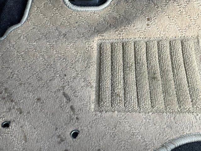 ハイエースバン スーパーＧＬ　ダークプライム　両側パワースライドドア　４ＷＤ　禁煙車　ＳＤナビ　Ｂｌｕｅｔｏｏｔｈ　バックカメラ　フルセグＴＶ　ＬＥＤヘッドライト　スマートキー　ハーフレザーシート　盗難防止装置　電動格納ミラー　ＥＴＣ（52枚目）