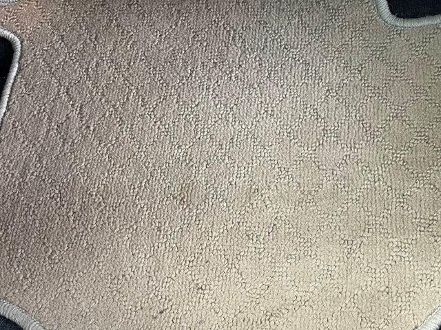 ハイエースバン スーパーＧＬ　ダークプライム　両側パワースライドドア　４ＷＤ　禁煙車　ＳＤナビ　Ｂｌｕｅｔｏｏｔｈ　バックカメラ　フルセグＴＶ　ＬＥＤヘッドライト　スマートキー　ハーフレザーシート　盗難防止装置　電動格納ミラー　ＥＴＣ（53枚目）