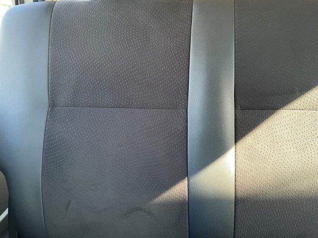 ハイエースバン スーパーＧＬ　ダークプライム　両側パワースライドドア　４ＷＤ　禁煙車　ＳＤナビ　Ｂｌｕｅｔｏｏｔｈ　バックカメラ　フルセグＴＶ　ＬＥＤヘッドライト　スマートキー　ハーフレザーシート　盗難防止装置　電動格納ミラー　ＥＴＣ（60枚目）