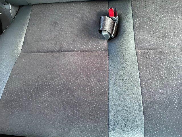 ハイエースバン スーパーＧＬ　ダークプライム　両側パワースライドドア　４ＷＤ　禁煙車　ＳＤナビ　Ｂｌｕｅｔｏｏｔｈ　バックカメラ　フルセグＴＶ　ＬＥＤヘッドライト　スマートキー　ハーフレザーシート　盗難防止装置　電動格納ミラー　ＥＴＣ（61枚目）