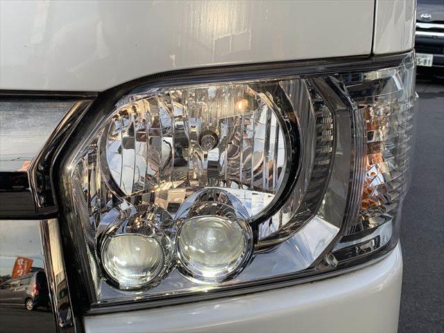 ハイエースバン スーパーＧＬ　ダークプライム　純正ＳＤナビ　衝突軽減ブレーキ　地デジＴＶ　バックカメラ　ＬＥＤヘッドライト　スマートキー　ＥＴＣ２．０　電動格納ミラー　オートマチックハイビーム　盗難防止装置　ドライブレコーダー（13枚目）