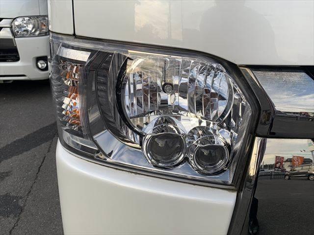 ハイエースバン スーパーＧＬ　ダークプライム　純正ＳＤナビ　衝突軽減ブレーキ　地デジＴＶ　バックカメラ　ＬＥＤヘッドライト　スマートキー　ＥＴＣ２．０　電動格納ミラー　オートマチックハイビーム　盗難防止装置　ドライブレコーダー（24枚目）