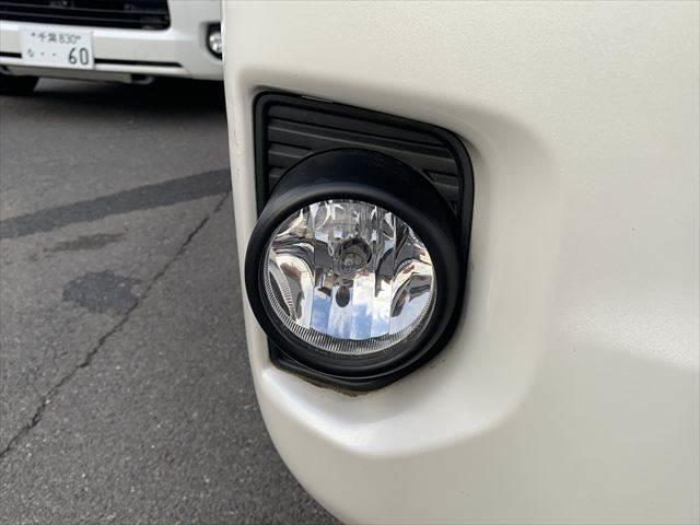 ハイエースバン スーパーＧＬ　ダークプライム　純正ＳＤナビ　衝突軽減ブレーキ　地デジＴＶ　バックカメラ　ＬＥＤヘッドライト　スマートキー　ＥＴＣ２．０　電動格納ミラー　オートマチックハイビーム　盗難防止装置　ドライブレコーダー（26枚目）