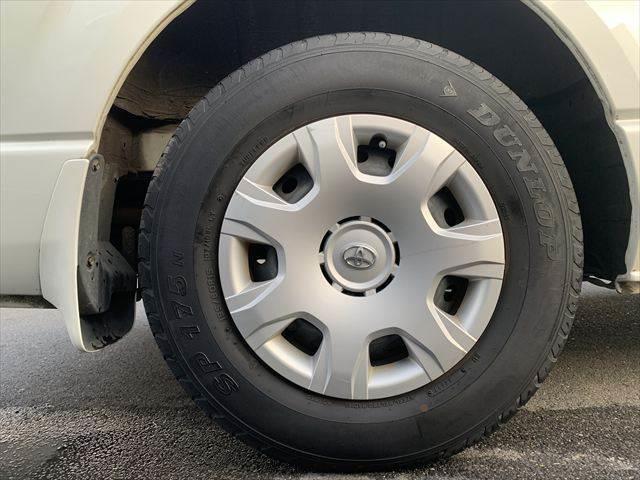 ハイエースバン スーパーＧＬ　ダークプライム　純正ＳＤナビ　衝突軽減ブレーキ　地デジＴＶ　バックカメラ　ＬＥＤヘッドライト　スマートキー　ＥＴＣ２．０　電動格納ミラー　オートマチックハイビーム　盗難防止装置　ドライブレコーダー（29枚目）