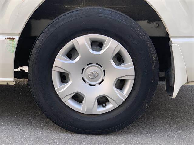 ハイエースバン スーパーＧＬ　ダークプライム　純正ＳＤナビ　衝突軽減ブレーキ　地デジＴＶ　バックカメラ　ＬＥＤヘッドライト　スマートキー　ＥＴＣ２．０　電動格納ミラー　オートマチックハイビーム　盗難防止装置　ドライブレコーダー（30枚目）