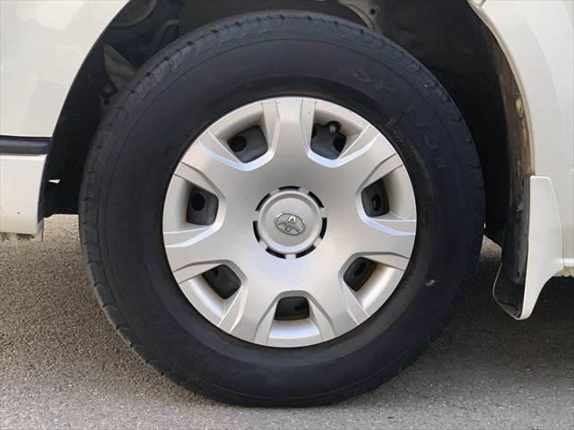 ハイエースバン スーパーＧＬ　ダークプライム　純正ＳＤナビ　衝突軽減ブレーキ　地デジＴＶ　バックカメラ　ＬＥＤヘッドライト　スマートキー　ＥＴＣ２．０　電動格納ミラー　オートマチックハイビーム　盗難防止装置　ドライブレコーダー（31枚目）