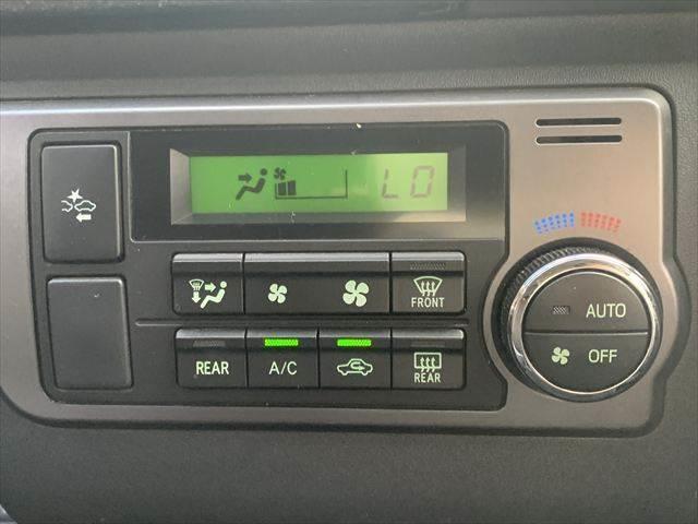 ハイエースバン スーパーＧＬ　ダークプライム　純正ＳＤナビ　衝突軽減ブレーキ　地デジＴＶ　バックカメラ　ＬＥＤヘッドライト　スマートキー　ＥＴＣ２．０　電動格納ミラー　オートマチックハイビーム　盗難防止装置　ドライブレコーダー（38枚目）