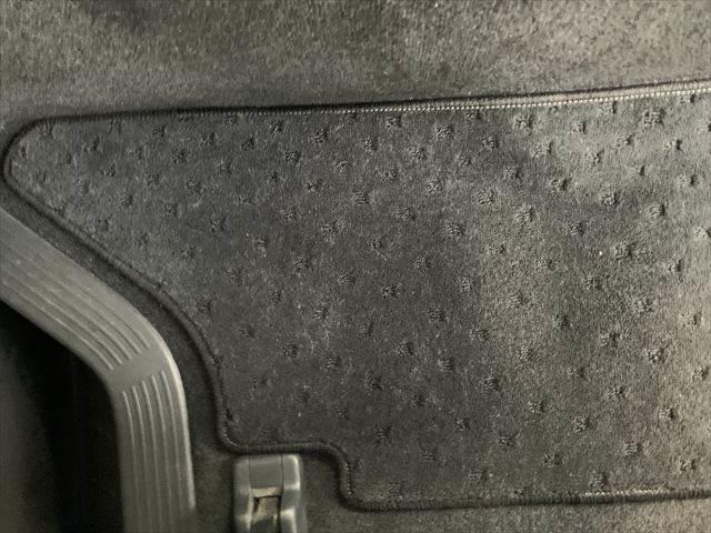 ハイエースバン スーパーＧＬ　ダークプライム　純正ＳＤナビ　衝突軽減ブレーキ　地デジＴＶ　バックカメラ　ＬＥＤヘッドライト　スマートキー　ＥＴＣ２．０　電動格納ミラー　オートマチックハイビーム　盗難防止装置　ドライブレコーダー（46枚目）