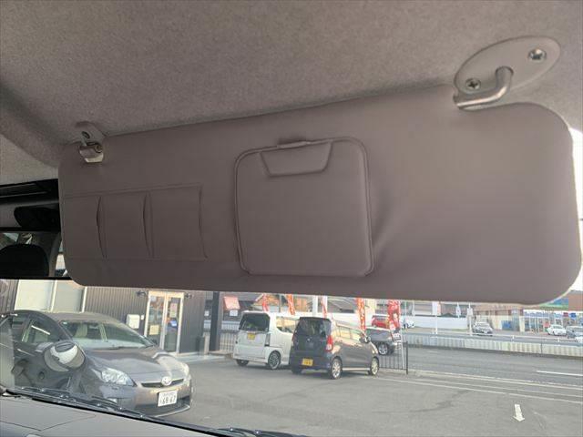 ハイエースバン スーパーＧＬ　ダークプライム　純正ＳＤナビ　衝突軽減ブレーキ　地デジＴＶ　バックカメラ　ＬＥＤヘッドライト　スマートキー　ＥＴＣ２．０　電動格納ミラー　オートマチックハイビーム　盗難防止装置　ドライブレコーダー（48枚目）