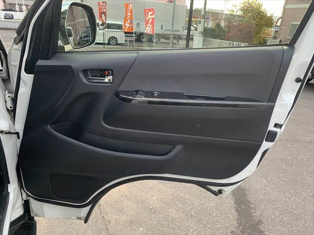 ハイエースバン スーパーＧＬ　ダークプライム　純正ＳＤナビ　衝突軽減ブレーキ　地デジＴＶ　バックカメラ　ＬＥＤヘッドライト　スマートキー　ＥＴＣ２．０　電動格納ミラー　オートマチックハイビーム　盗難防止装置　ドライブレコーダー（52枚目）