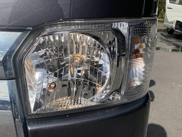 ハイエースバン ロングスーパーＧＬ　純正ＨＤＤナビ　Ｂｌｕｅｔｏｏｔｈ　地デジＴＶ　バックカメラ　両側スライドドア　禁煙車　ＥＴＣ　盗難防止装置　キーレスエントリー　電動格納ミラー　純正１５インチアルミホイール　パワーウィンドウ（11枚目）