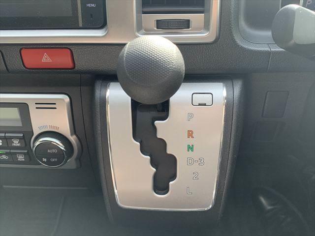 ハイエースバン ロングスーパーＧＬ　純正ＨＤＤナビ　Ｂｌｕｅｔｏｏｔｈ　地デジＴＶ　バックカメラ　両側スライドドア　禁煙車　ＥＴＣ　盗難防止装置　キーレスエントリー　電動格納ミラー　純正１５インチアルミホイール　パワーウィンドウ（35枚目）