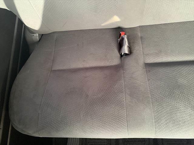 ハイエースバン ロングスーパーＧＬ　純正ＨＤＤナビ　Ｂｌｕｅｔｏｏｔｈ　地デジＴＶ　バックカメラ　両側スライドドア　禁煙車　ＥＴＣ　盗難防止装置　キーレスエントリー　電動格納ミラー　純正１５インチアルミホイール　パワーウィンドウ（57枚目）