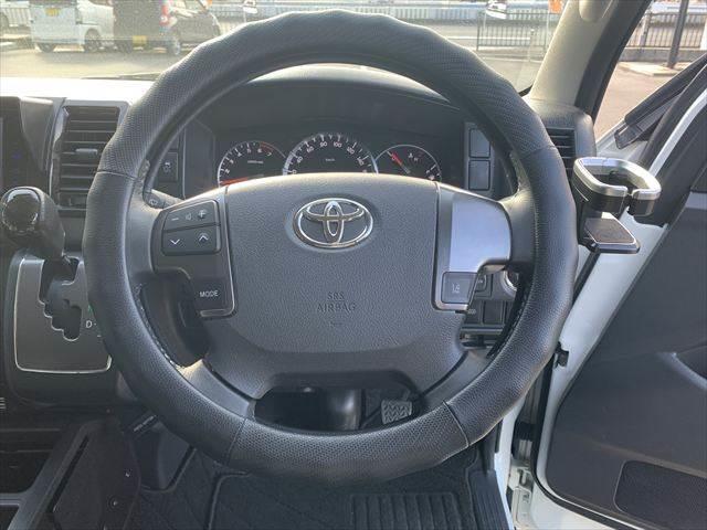 ハイエースバン ロングスーパーＧＬ　Ｂｌｕｅｔｏｏｔｈ　フルセグＴＶ　ＥＴＣ　１７インチＡＷ　衝突軽減ブレーキ　バックカメラ　メモリーナビ　両側スライドドア　ＬＥＤヘッドライト　スマートキー　ドライブレコーダー　オートマチックハイビーム（10枚目）