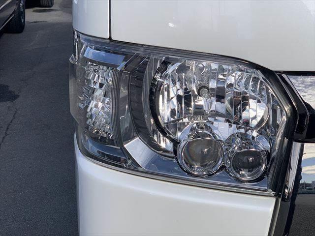 ハイエースバン ロングスーパーＧＬ　Ｂｌｕｅｔｏｏｔｈ　フルセグＴＶ　ＥＴＣ　１７インチＡＷ　衝突軽減ブレーキ　バックカメラ　メモリーナビ　両側スライドドア　ＬＥＤヘッドライト　スマートキー　ドライブレコーダー　オートマチックハイビーム（22枚目）