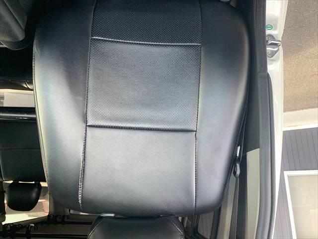 ハイエースバン ロングスーパーＧＬ　Ｂｌｕｅｔｏｏｔｈ　フルセグＴＶ　ＥＴＣ　１７インチＡＷ　衝突軽減ブレーキ　バックカメラ　メモリーナビ　両側スライドドア　ＬＥＤヘッドライト　スマートキー　ドライブレコーダー　オートマチックハイビーム（51枚目）