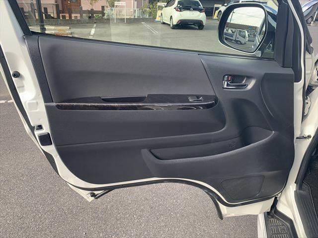 ハイエースバン ロングスーパーＧＬ　Ｂｌｕｅｔｏｏｔｈ　フルセグＴＶ　ＥＴＣ　１７インチＡＷ　衝突軽減ブレーキ　バックカメラ　メモリーナビ　両側スライドドア　ＬＥＤヘッドライト　スマートキー　ドライブレコーダー　オートマチックハイビーム（53枚目）