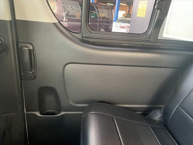 ハイエースバン ロングスーパーＧＬ　Ｂｌｕｅｔｏｏｔｈ　フルセグＴＶ　ＥＴＣ　１７インチＡＷ　衝突軽減ブレーキ　バックカメラ　メモリーナビ　両側スライドドア　ＬＥＤヘッドライト　スマートキー　ドライブレコーダー　オートマチックハイビーム（56枚目）