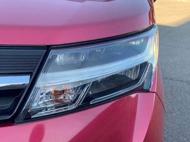 タンク カスタムＧ　両側パワースライドドア　禁煙車　純正ＳＤナビ　クルーズコントロール　バックカメラ　Ｂｌｕｅｔｏｏｔｈ対応　フルセグＴＶ　ＬＥＤヘッドライト　純正フロントエアロ　ＥＴＣ　オートハイビーム　衝突軽減（23枚目）