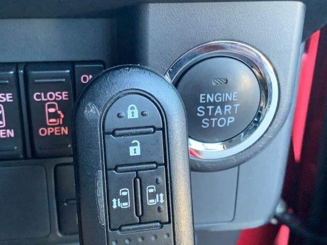 タンク カスタムＧ　両側パワースライドドア　禁煙車　純正ＳＤナビ　クルーズコントロール　バックカメラ　Ｂｌｕｅｔｏｏｔｈ対応　フルセグＴＶ　ＬＥＤヘッドライト　純正フロントエアロ　ＥＴＣ　オートハイビーム　衝突軽減（44枚目）