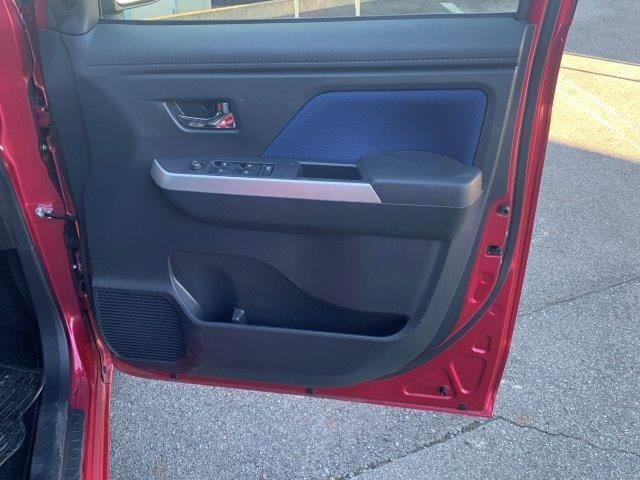 タンク カスタムＧ　両側パワースライドドア　禁煙車　純正ＳＤナビ　クルーズコントロール　バックカメラ　Ｂｌｕｅｔｏｏｔｈ対応　フルセグＴＶ　ＬＥＤヘッドライト　純正フロントエアロ　ＥＴＣ　オートハイビーム　衝突軽減（53枚目）