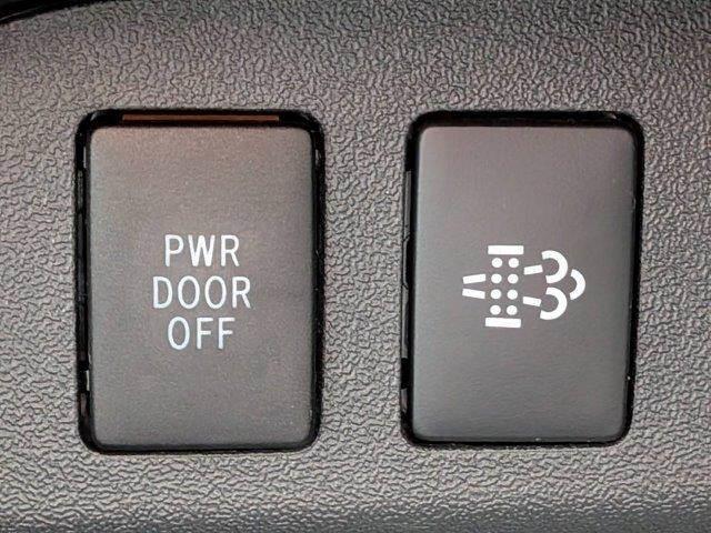 ハイエースバン スーパーGL 50TH アニバーサリーリミテッド ディーゼルターボ モデリスタエアロ 両側パワースライドドア 禁煙車 純正SDナビ クルーズコントロール バックカメラ ブルートゥース フルセグ 衝突軽減 ハーフレザーシート ETC2.0 LEDヘッド(9枚目)