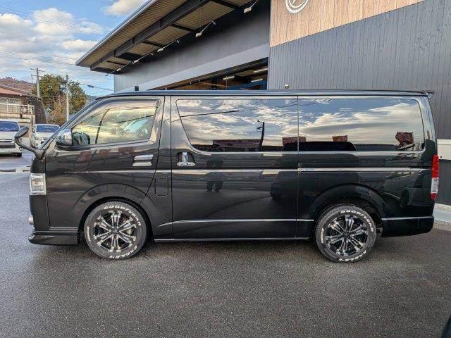 ハイエースバン スーパーGL 50TH アニバーサリーリミテッド ディーゼルターボ モデリスタエアロ 両側パワースライドドア 禁煙車 純正SDナビ クルーズコントロール バックカメラ ブルートゥース フルセグ 衝突軽減 ハーフレザーシート ETC2.0 LEDヘッド(24枚目)