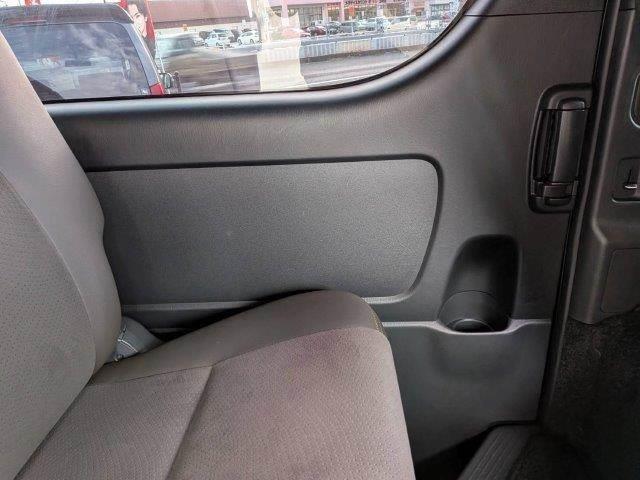 ハイエースバン スーパーGL 50TH アニバーサリーリミテッド ディーゼルターボ モデリスタエアロ 両側パワースライドドア 禁煙車 純正SDナビ クルーズコントロール バックカメラ ブルートゥース フルセグ 衝突軽減 ハーフレザーシート ETC2.0 LEDヘッド(65枚目)