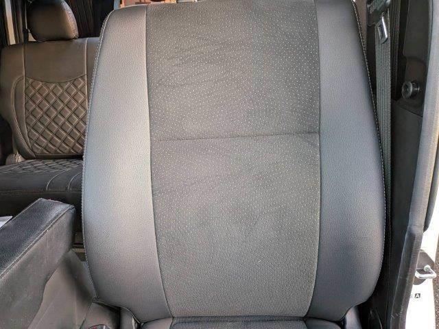 ハイエースバン スーパーGL ダークプライムII 禁煙車 メモリーナビ JBLスピーカー USBポート Bluetooth フルセグTV デジタルインナーミラー コンビハンドル クリアランスソナー ETC LEDヘッドライト スマートキー(62枚目)