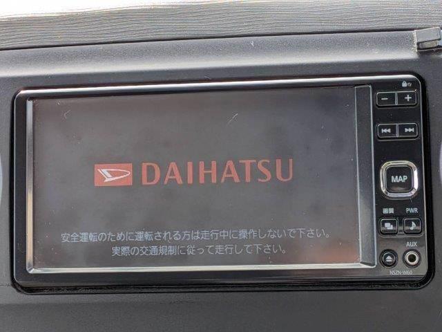 タントエグゼ カスタムＧ　禁煙車　純正ＳＤナビ　バックカメラ　ＨＩＤヘッドライト　キーレス　ドライブレコーダー　純正エアロ　オートエアコン　ミュージックサーバー　地デジテレビ　電動格納ミラー　フォグランプ　純正アルミホイール（4枚目）