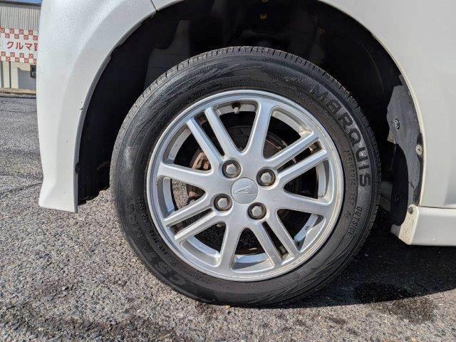 タントエグゼ カスタムＧ　禁煙車　純正ＳＤナビ　バックカメラ　ＨＩＤヘッドライト　キーレス　ドライブレコーダー　純正エアロ　オートエアコン　ミュージックサーバー　地デジテレビ　電動格納ミラー　フォグランプ　純正アルミホイール（23枚目）