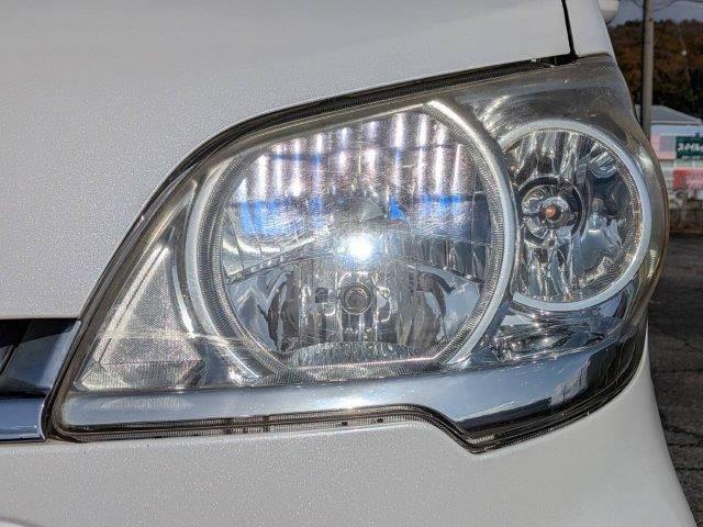 タントエグゼ カスタムＧ　禁煙車　純正ＳＤナビ　バックカメラ　ＨＩＤヘッドライト　キーレス　ドライブレコーダー　純正エアロ　オートエアコン　ミュージックサーバー　地デジテレビ　電動格納ミラー　フォグランプ　純正アルミホイール（33枚目）