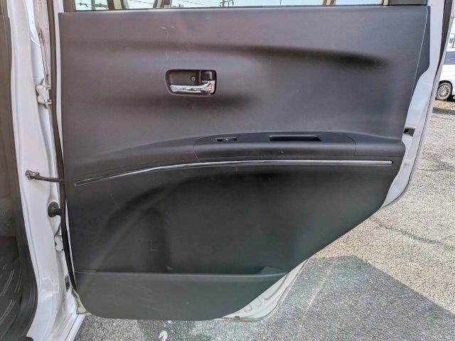 タントエグゼ カスタムＧ　禁煙車　純正ＳＤナビ　バックカメラ　ＨＩＤヘッドライト　キーレス　ドライブレコーダー　純正エアロ　オートエアコン　ミュージックサーバー　地デジテレビ　電動格納ミラー　フォグランプ　純正アルミホイール（50枚目）