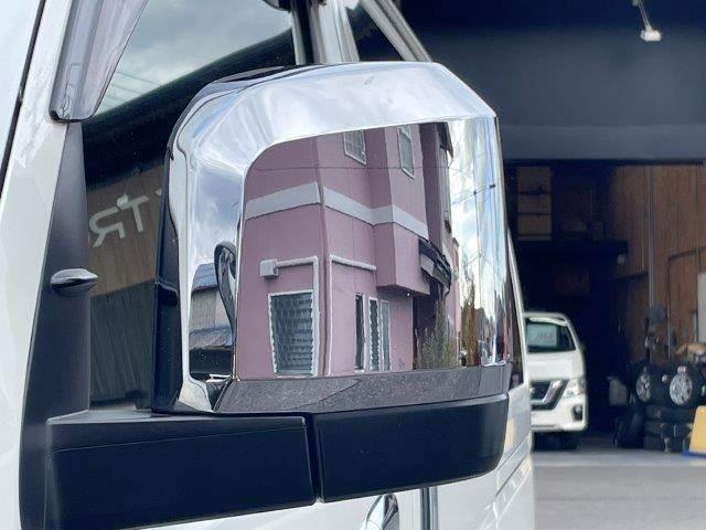 ハイエースバン ロングスーパーＧＬ　４ＷＤ　禁煙車　Ｂｌｕｅｔｏｏｔｈ　純正ＳＤナビ　寒冷地仕様　バックカメラ　フルセグ　ドライブレコーダー　トヨタセーフティセンス　ＡＣ１００Ｖ　純正スターター　ＥＴＣ　スマートキー　オートハイビーム（30枚目）