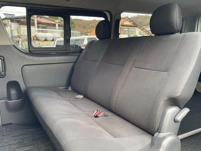 ハイエースバン ロングスーパーＧＬ　４ＷＤ　禁煙車　Ｂｌｕｅｔｏｏｔｈ　純正ＳＤナビ　寒冷地仕様　バックカメラ　フルセグ　ドライブレコーダー　トヨタセーフティセンス　ＡＣ１００Ｖ　純正スターター　ＥＴＣ　スマートキー　オートハイビーム（37枚目）