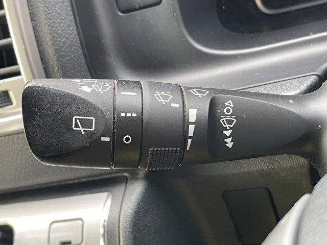 ハイエースバン ロングスーパーＧＬ　４ＷＤ　禁煙車　Ｂｌｕｅｔｏｏｔｈ　純正ＳＤナビ　寒冷地仕様　バックカメラ　フルセグ　ドライブレコーダー　トヨタセーフティセンス　ＡＣ１００Ｖ　純正スターター　ＥＴＣ　スマートキー　オートハイビーム（44枚目）