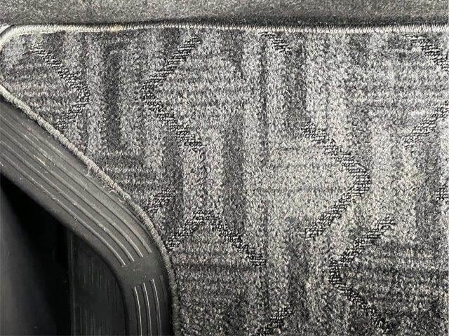 ハイエースバン ロングスーパーＧＬ　４ＷＤ　禁煙車　Ｂｌｕｅｔｏｏｔｈ　純正ＳＤナビ　寒冷地仕様　バックカメラ　フルセグ　ドライブレコーダー　トヨタセーフティセンス　ＡＣ１００Ｖ　純正スターター　ＥＴＣ　スマートキー　オートハイビーム（55枚目）