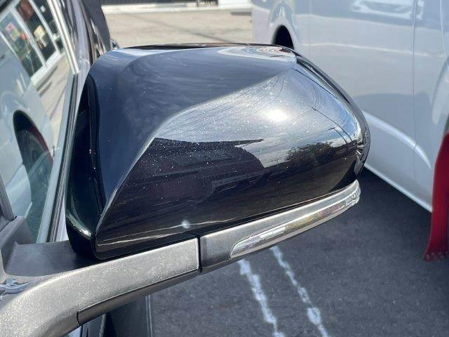 プリウス Aツーリングセレクション ユーザー買取車 禁煙車 レーダークルーズコントロール HUD 純正SDナビ LEDヘッドライト バックカメラ BSM シートヒーター ブルートゥース フルセグTV スマートキー コーナーセンサー(31枚目)