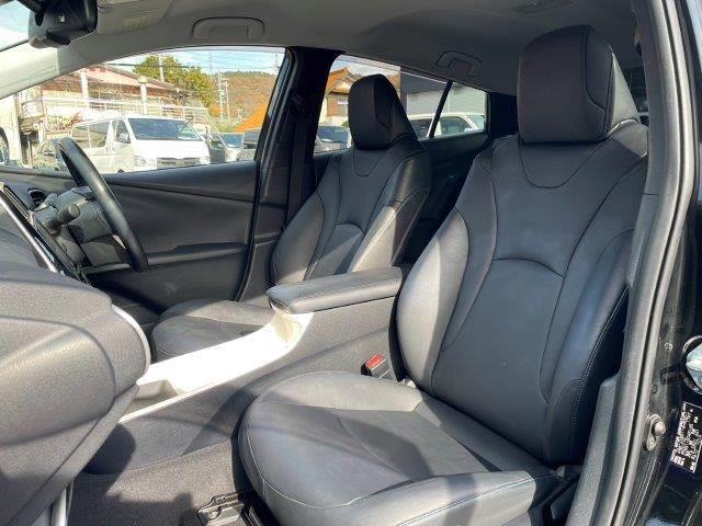 プリウス Aツーリングセレクション ユーザー買取車 禁煙車 レーダークルーズコントロール HUD 純正SDナビ LEDヘッドライト バックカメラ BSM シートヒーター ブルートゥース フルセグTV スマートキー コーナーセンサー(39枚目)