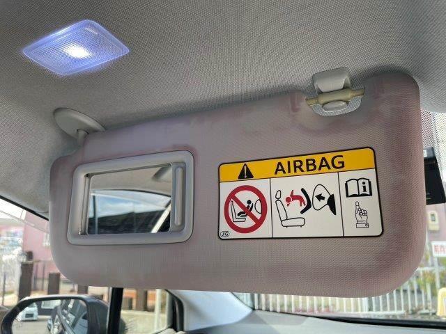 プリウス Aツーリングセレクション ユーザー買取車 禁煙車 レーダークルーズコントロール HUD 純正SDナビ LEDヘッドライト バックカメラ BSM シートヒーター ブルートゥース フルセグTV スマートキー コーナーセンサー(59枚目)