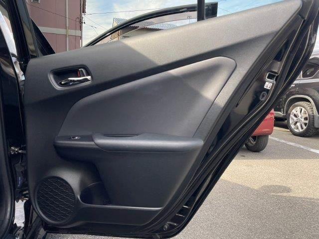 プリウス Aツーリングセレクション ユーザー買取車 禁煙車 レーダークルーズコントロール HUD 純正SDナビ LEDヘッドライト バックカメラ BSM シートヒーター ブルートゥース フルセグTV スマートキー コーナーセンサー(63枚目)