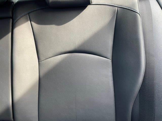 プリウス Aツーリングセレクション ユーザー買取車 禁煙車 レーダークルーズコントロール HUD 純正SDナビ LEDヘッドライト バックカメラ BSM シートヒーター ブルートゥース フルセグTV スマートキー コーナーセンサー(67枚目)