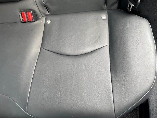 プリウス Aツーリングセレクション ユーザー買取車 禁煙車 レーダークルーズコントロール HUD 純正SDナビ LEDヘッドライト バックカメラ BSM シートヒーター ブルートゥース フルセグTV スマートキー コーナーセンサー(68枚目)