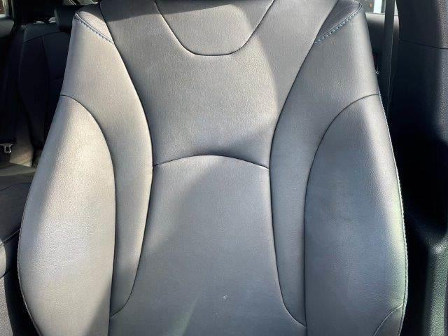 プリウス Aツーリングセレクション ユーザー買取車 禁煙車 レーダークルーズコントロール HUD 純正SDナビ LEDヘッドライト バックカメラ BSM シートヒーター ブルートゥース フルセグTV スマートキー コーナーセンサー(70枚目)