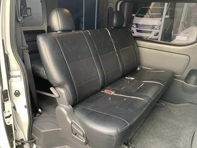 ハイエースバン スーパーＧＬ　ＤＡＲＫ　ＰＲＩＭＥ　衝突軽減　禁煙車　メモリーナビ　フルセグ（11枚目）