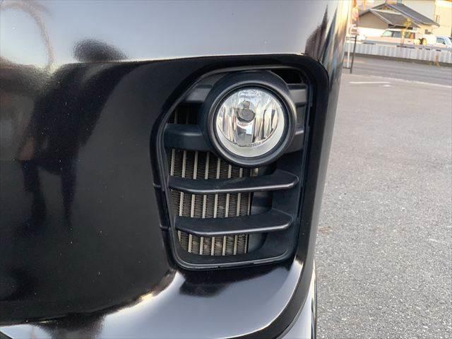 NV350キャラバンバン プレミアムGX アーバンクロム 純正メモリーナビ アラウンドビューモニター LEDヘッドライト 禁煙車 衝突軽減ブレーキ フルセグTV Bluetooth対応 ミュージックサーバー 4WD ETC スマートキー ドライブレコーダー(26枚目)