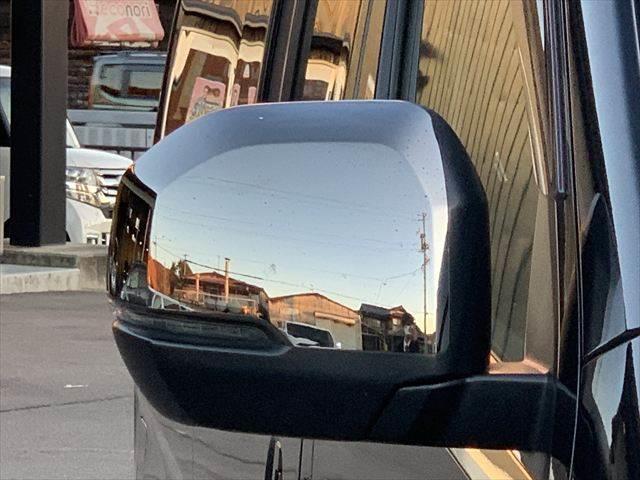 NV350キャラバンバン プレミアムGX アーバンクロム 純正メモリーナビ アラウンドビューモニター LEDヘッドライト 禁煙車 衝突軽減ブレーキ フルセグTV Bluetooth対応 ミュージックサーバー 4WD ETC スマートキー ドライブレコーダー(29枚目)