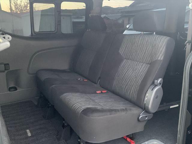 NV350キャラバンバン プレミアムGX アーバンクロム 純正メモリーナビ アラウンドビューモニター LEDヘッドライト 禁煙車 衝突軽減ブレーキ フルセグTV Bluetooth対応 ミュージックサーバー 4WD ETC スマートキー ドライブレコーダー(37枚目)